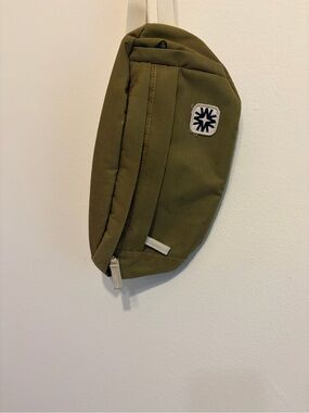 Walker Goods Louie Sling